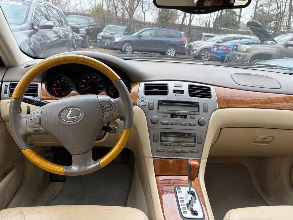 2005 Lexus ES 4th Gen - Image 7 of 8