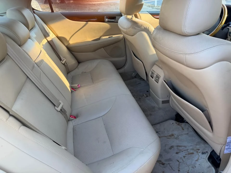 2005 Lexus ES 4th Gen - Image 4 of 8