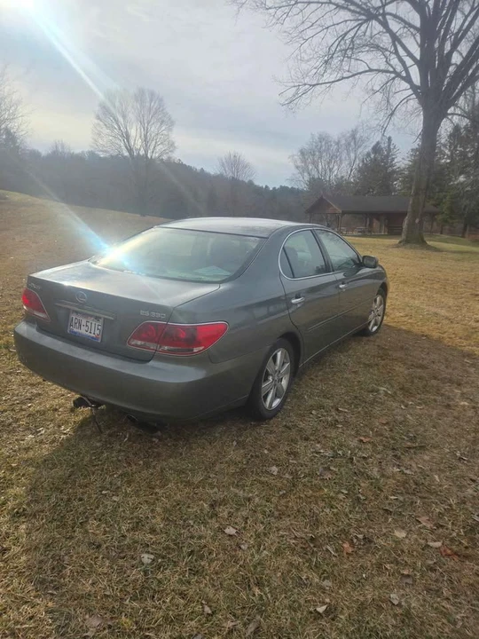 2005 Lexus ES 4th Gen - Image 3 of 14