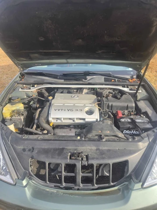 2005 Lexus ES 4th Gen - Image 13 of 14