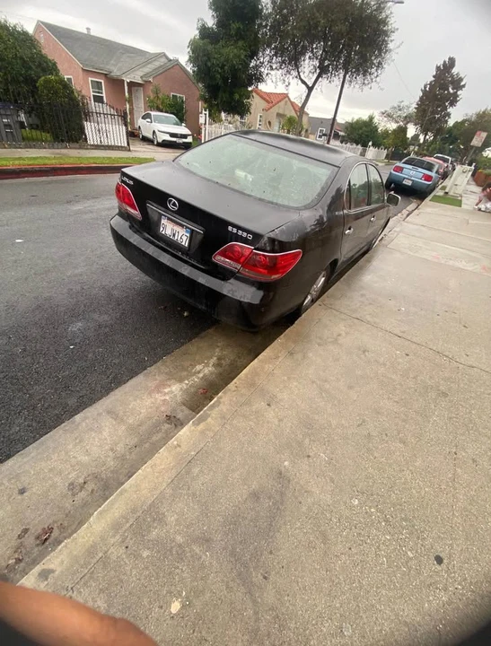 2005 Lexus ES 3rd Gen - Image 4 of 5