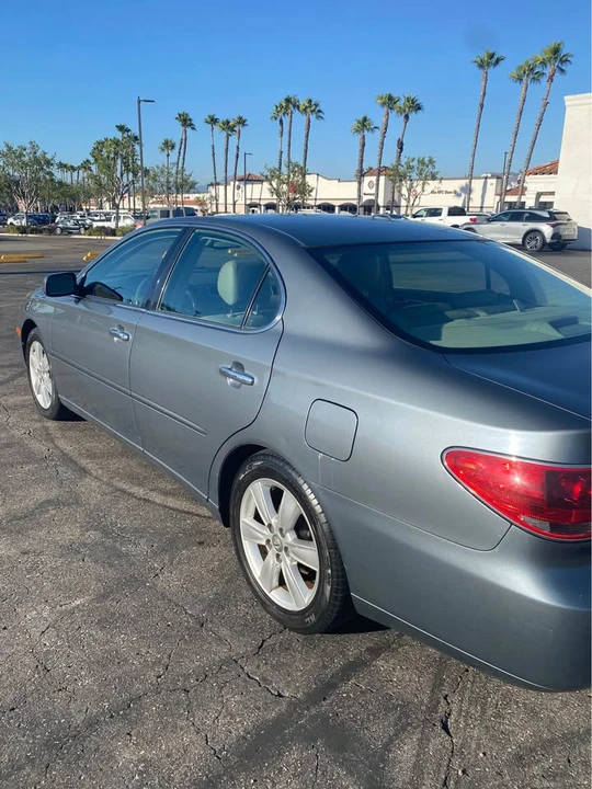 2005 Lexus ES 4th Gen - Image 3 of 11