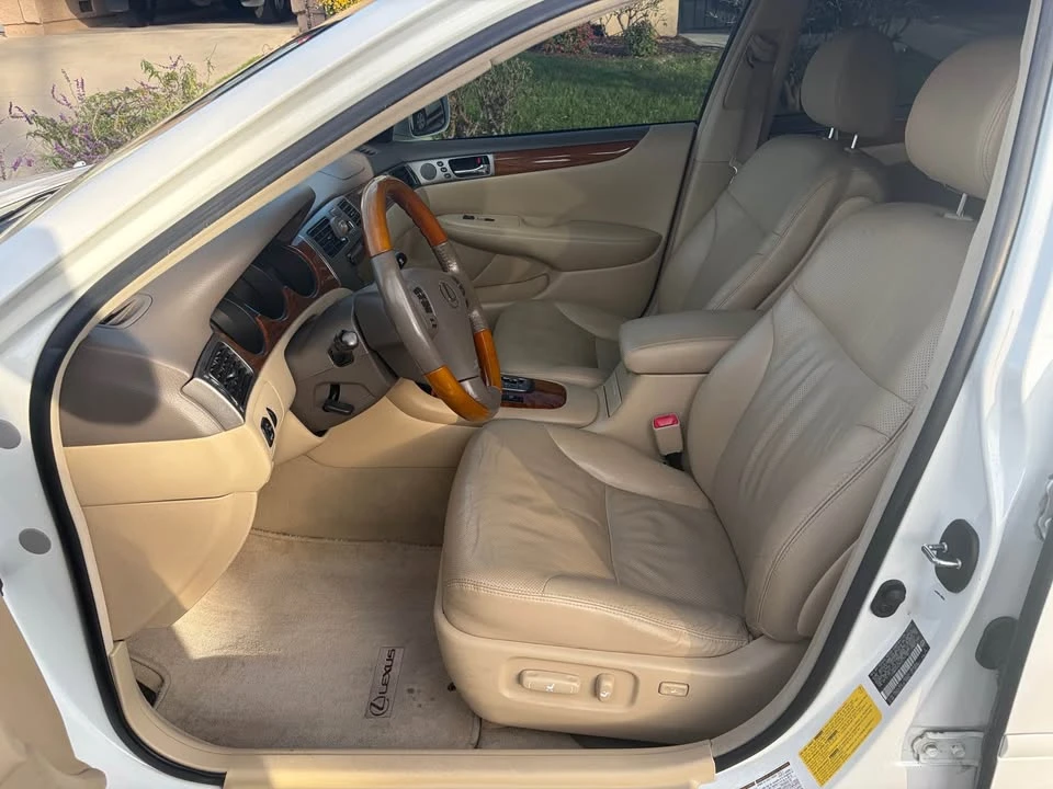 2005 Lexus ES 4th Gen - Image 9 of 14