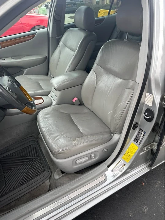 2005 Lexus ES 3rd Gen - Image 13 of 15