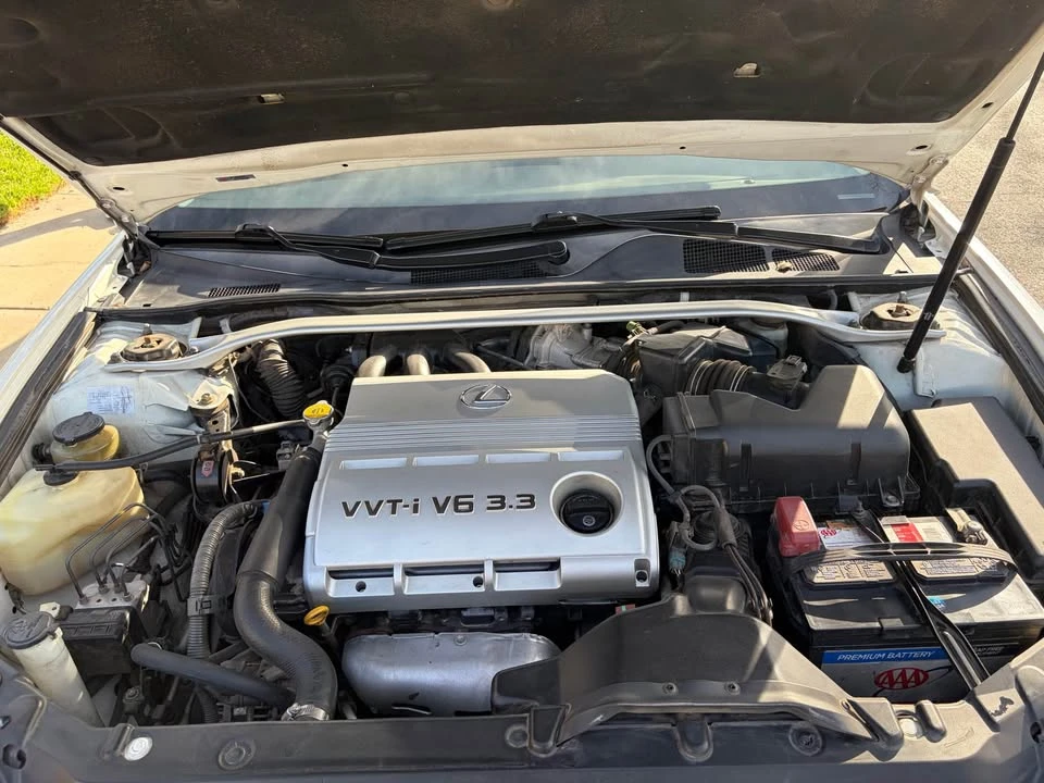 2005 Lexus ES 4th Gen - Image 13 of 14