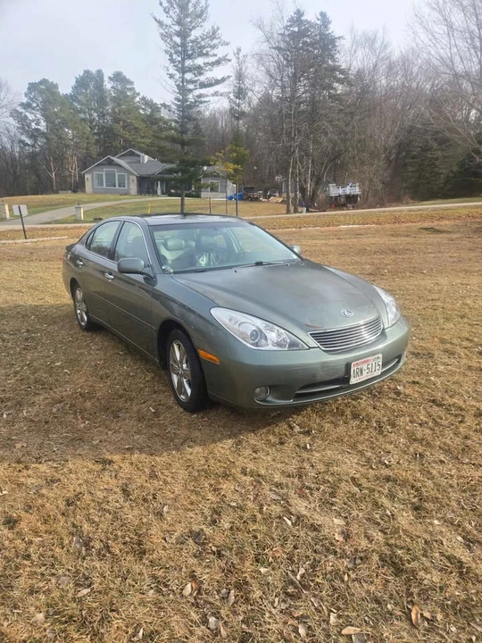 2005 Lexus ES 4th Gen - Image 4 of 14