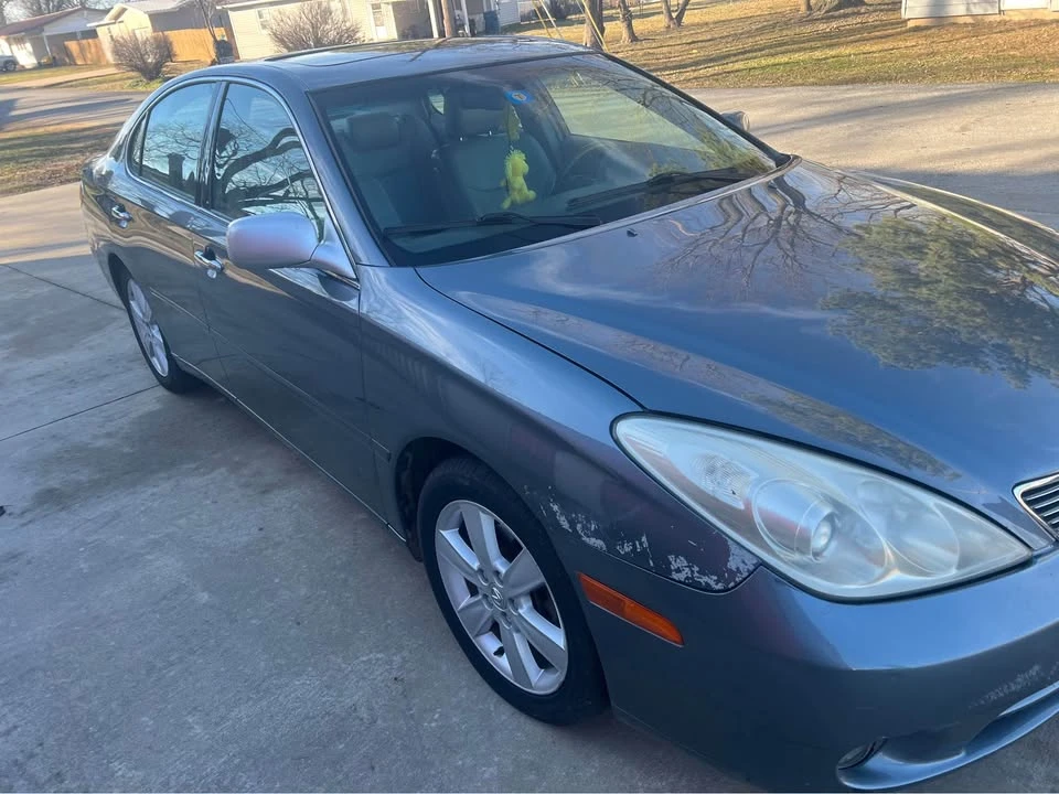 2005 Lexus ES 4th Gen - Image 5 of 9