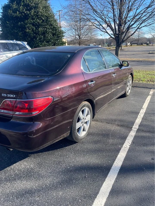 2005 Lexus ES 4th Gen - Image 4 of 10
