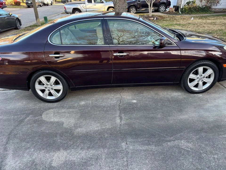 2005 Lexus ES 4th Gen - Image 5 of 16