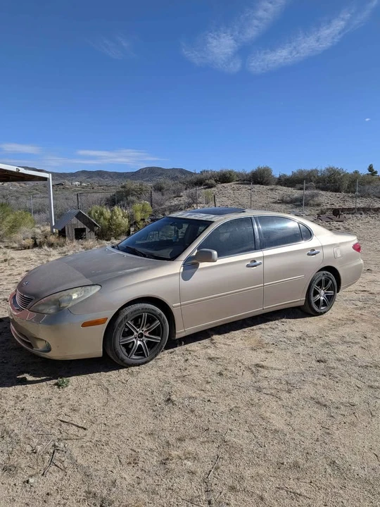 2005 Lexus ES 4th Gen - Image 9 of 9