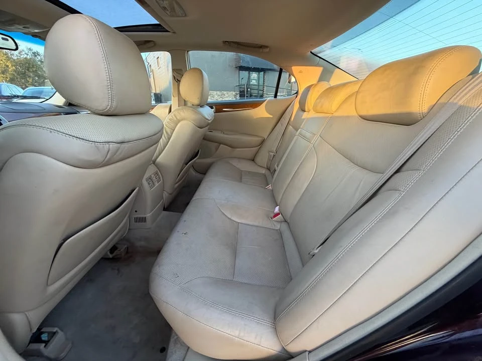 2005 Lexus ES 3rd Gen - Image 12 of 18