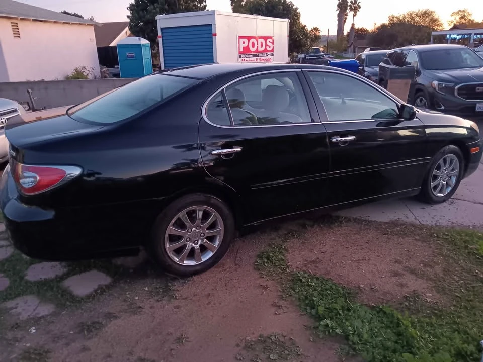 2005 Lexus ES 4th Gen - Image 2 of 8