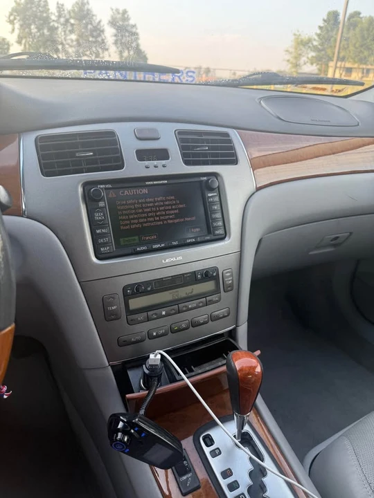 2005 Lexus ES 3rd Gen - Image 9 of 13