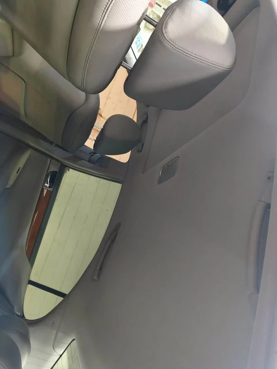 2005 Lexus ES 4th Gen - Image 5 of 9
