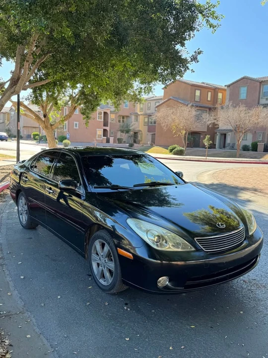 2005 Lexus ES 4th Gen - Image 3 of 16