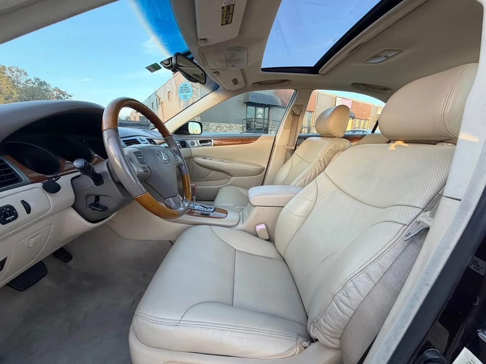 2005 Lexus ES 3rd Gen - Image 10 of 18
