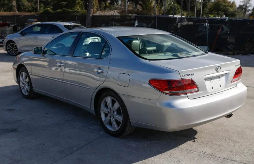 2005 Lexus ES 4th Gen - Image 3 of 10