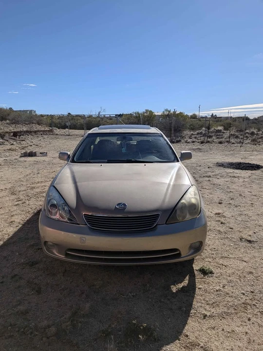 2005 Lexus ES 4th Gen - Image 8 of 9