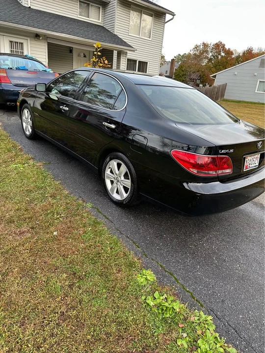 2005 Lexus ES 4th Gen - Image 8 of 13