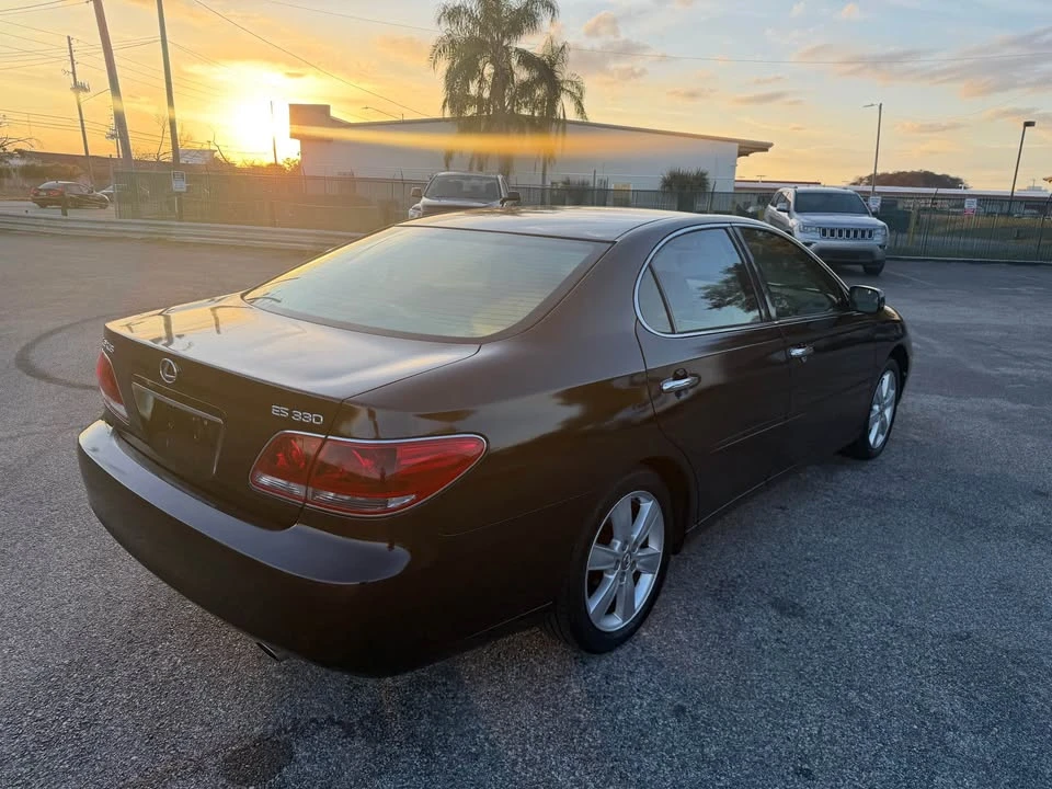 2005 Lexus ES 3rd Gen - Image 7 of 18