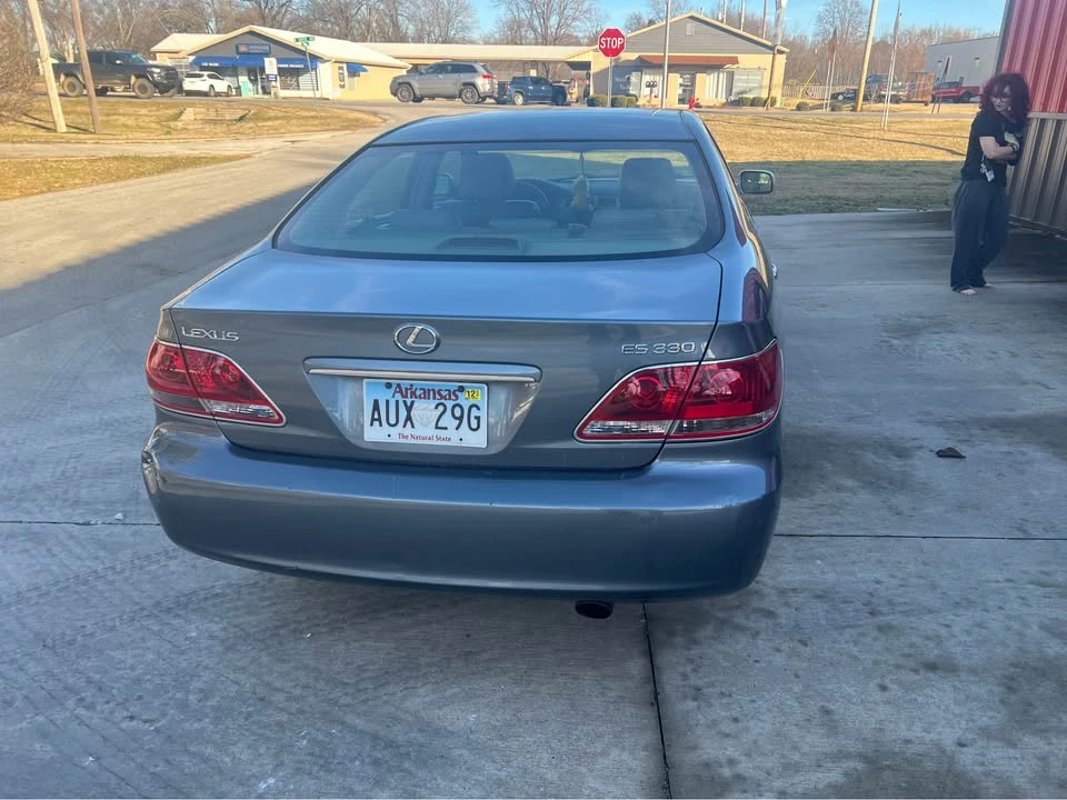 2005 Lexus ES 4th Gen - Image 3 of 9