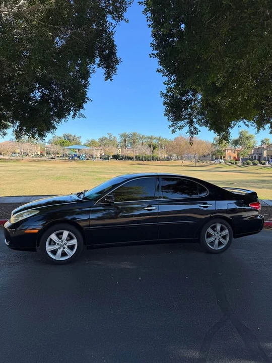 2005 Lexus ES 4th Gen - Image 6 of 16