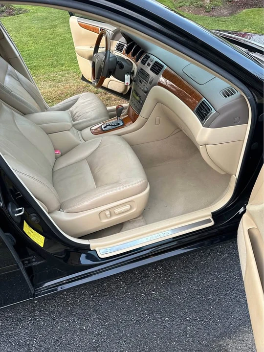 2005 Lexus ES 4th Gen - Image 4 of 13