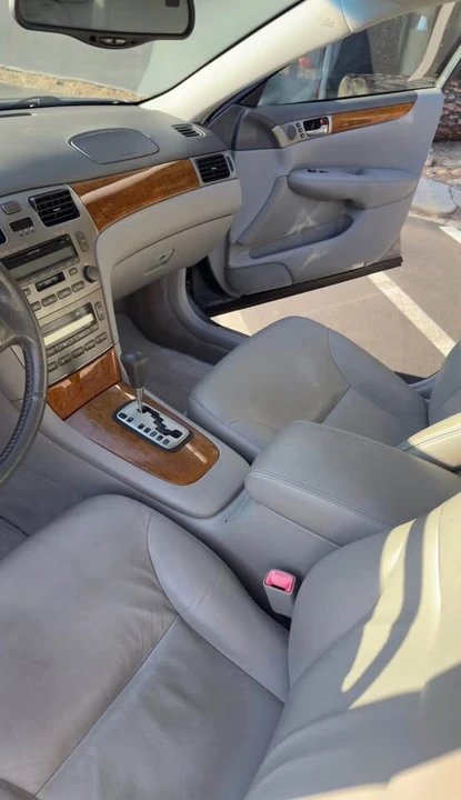 2005 Lexus ES 4th Gen - Image 6 of 7