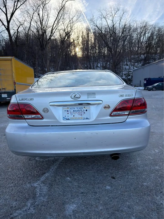 2005 Lexus ES 4th Gen - Image 5 of 14