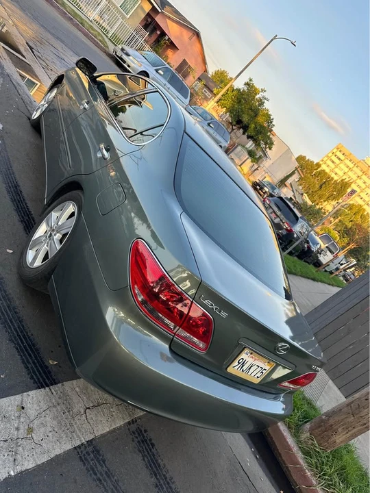2005 Lexus ES 3rd Gen - Image 3 of 9