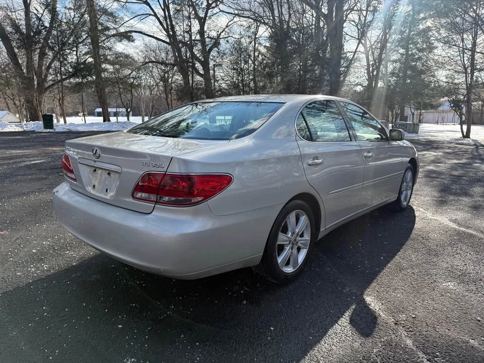 2005 Lexus ES 4th Gen - Image 3 of 16