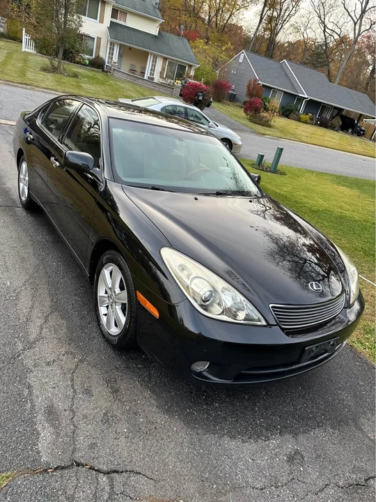2005 Lexus ES 4th Gen - Image 10 of 13