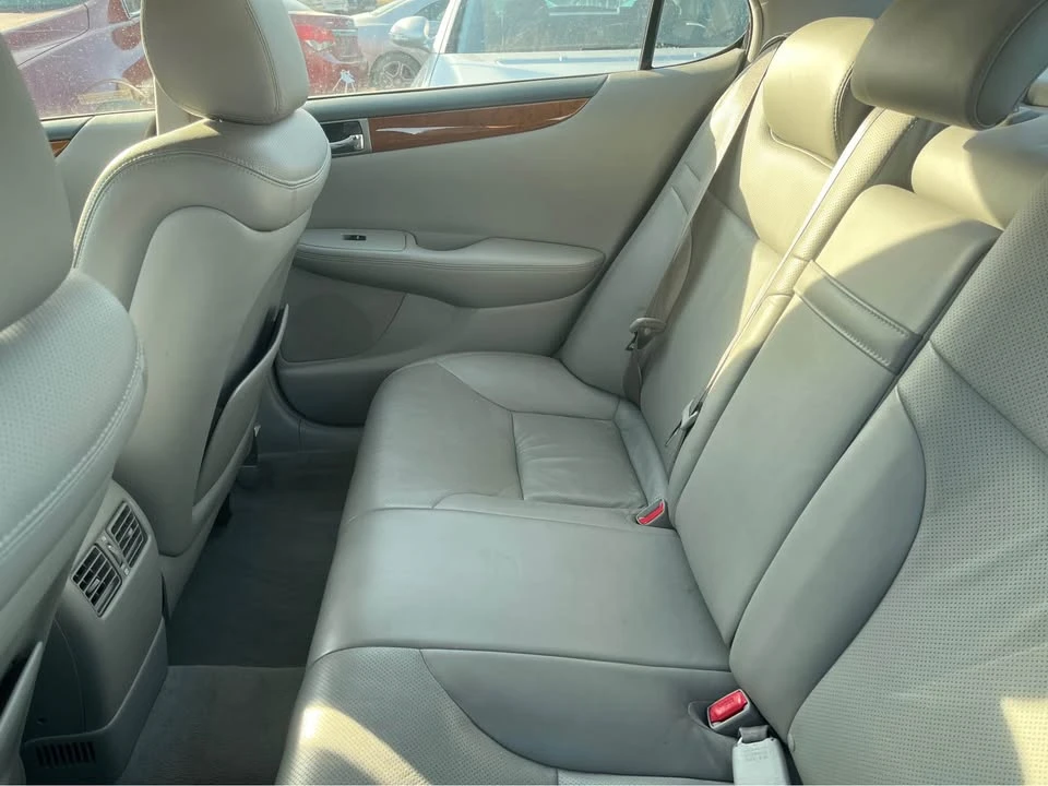 2005 Lexus ES 3rd Gen - Image 6 of 6