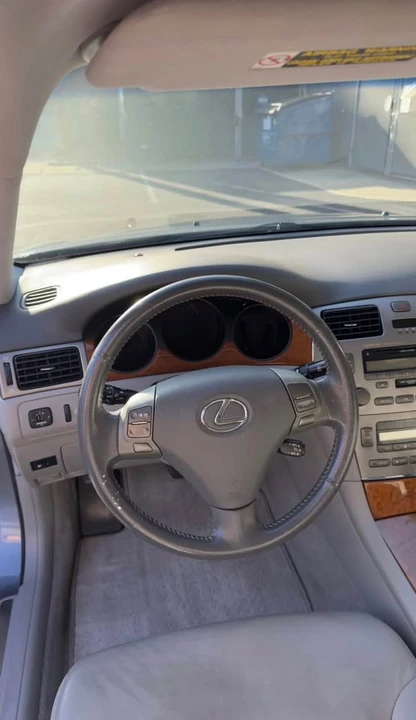 2005 Lexus ES 4th Gen - Image 5 of 7