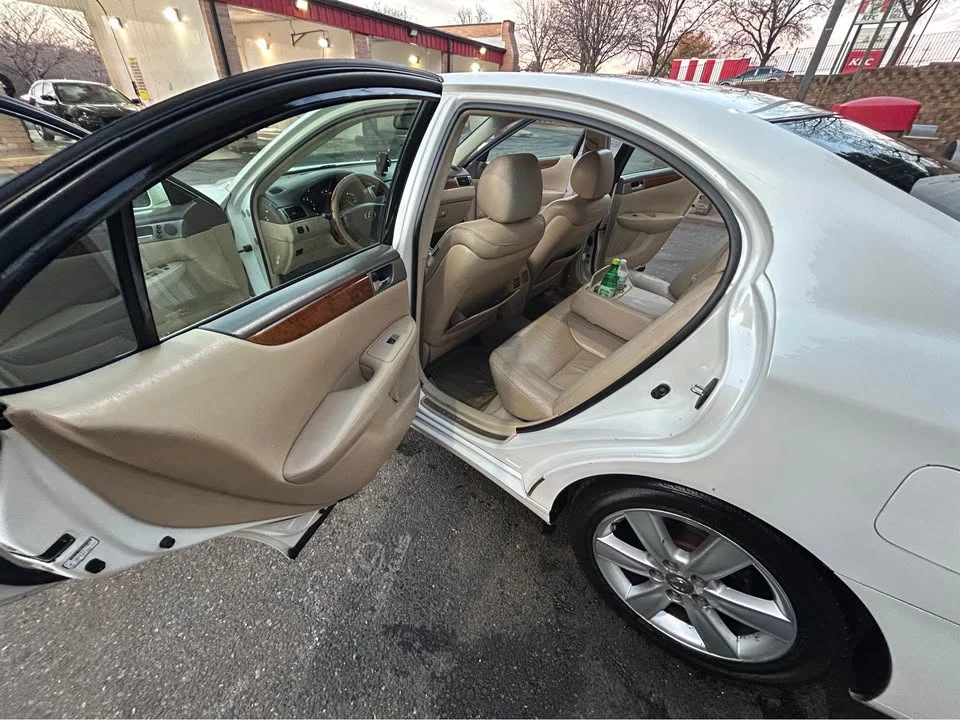 2005 Lexus ES 4th Gen - Image 3 of 8