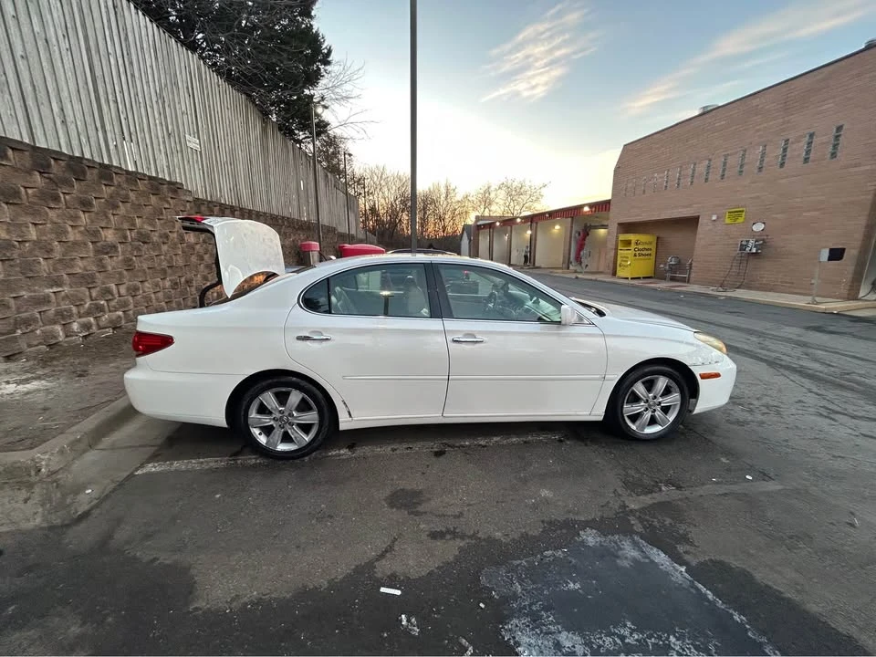 2005 Lexus ES 4th Gen - Image 8 of 8