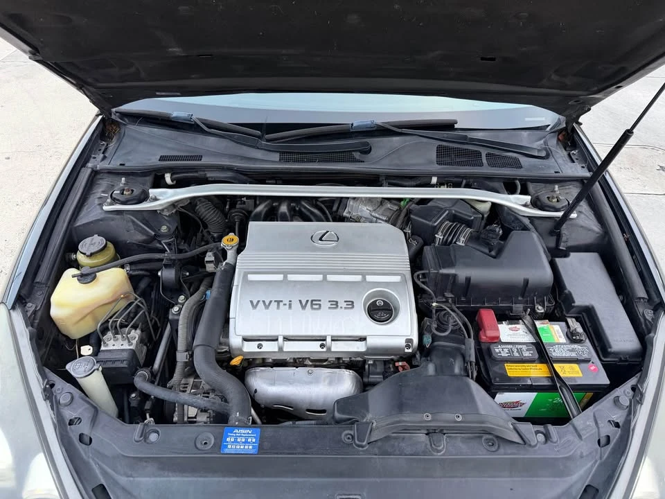 2005 Lexus ES 3rd Gen - Image 13 of 18