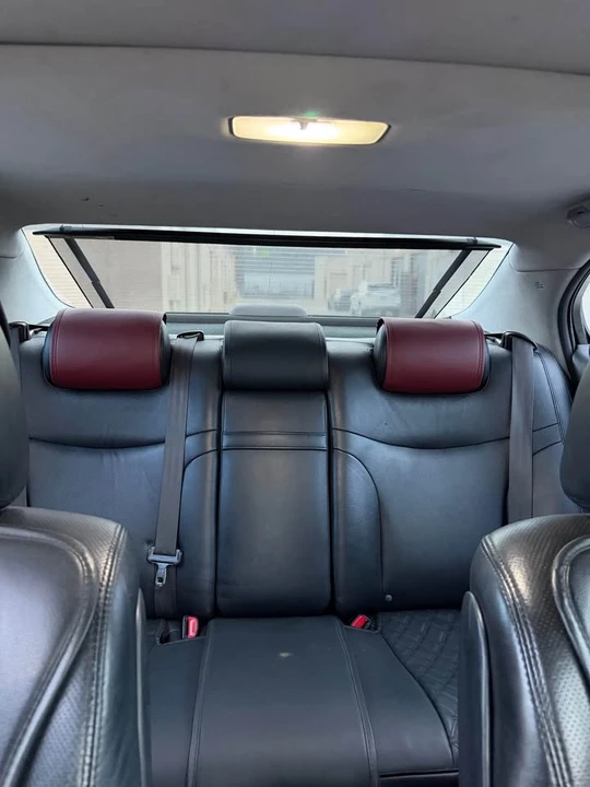 2005 Lexus ES 3rd Gen - Image 12 of 18