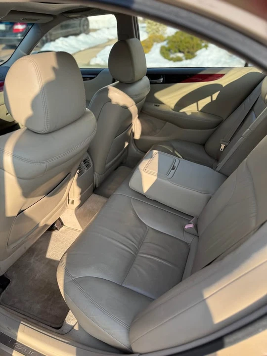 2005 Lexus ES 4th Gen - Image 8 of 9