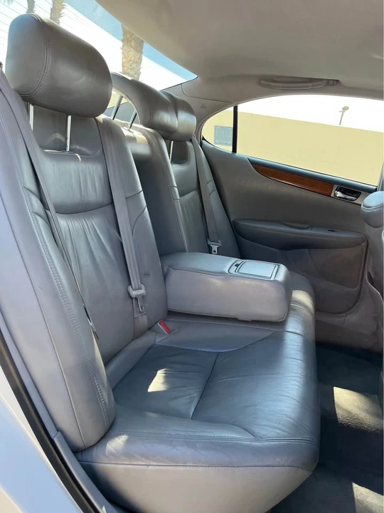 2005 Lexus ES 3rd Gen - Image 13 of 20