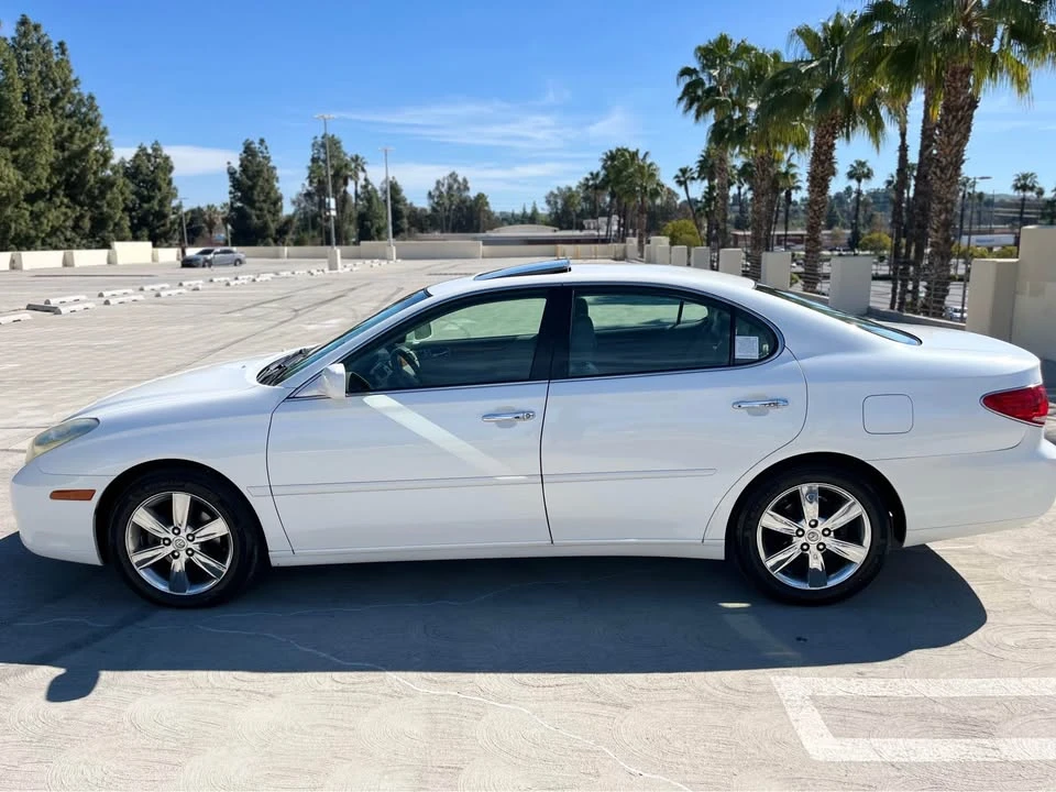 2005 Lexus ES 3rd Gen - Image 8 of 20