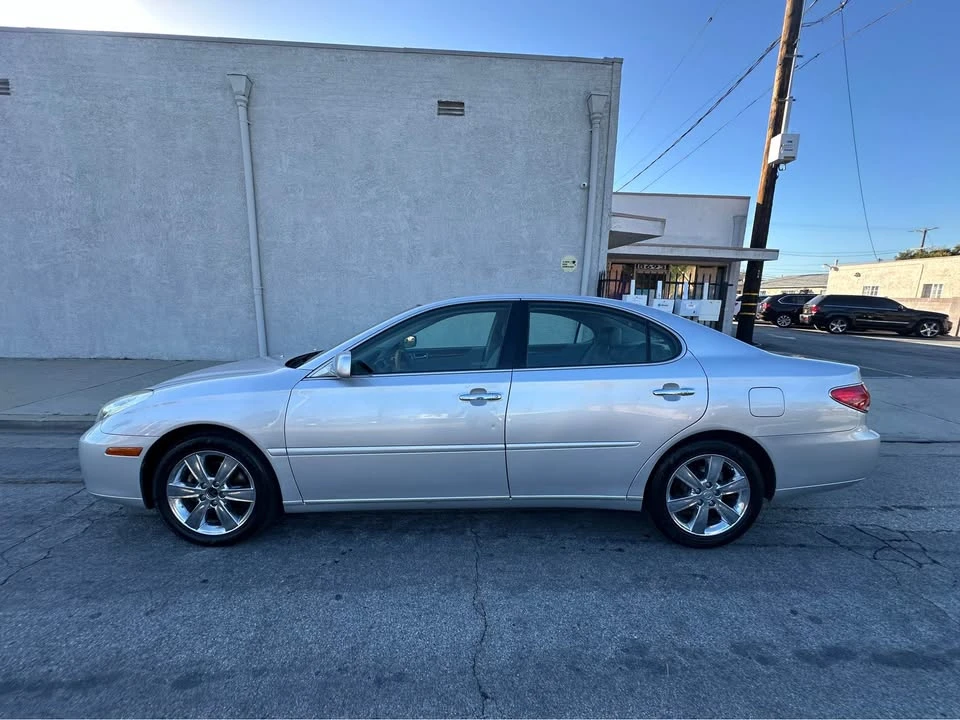 2005 Lexus ES 3rd Gen - Image 7 of 17