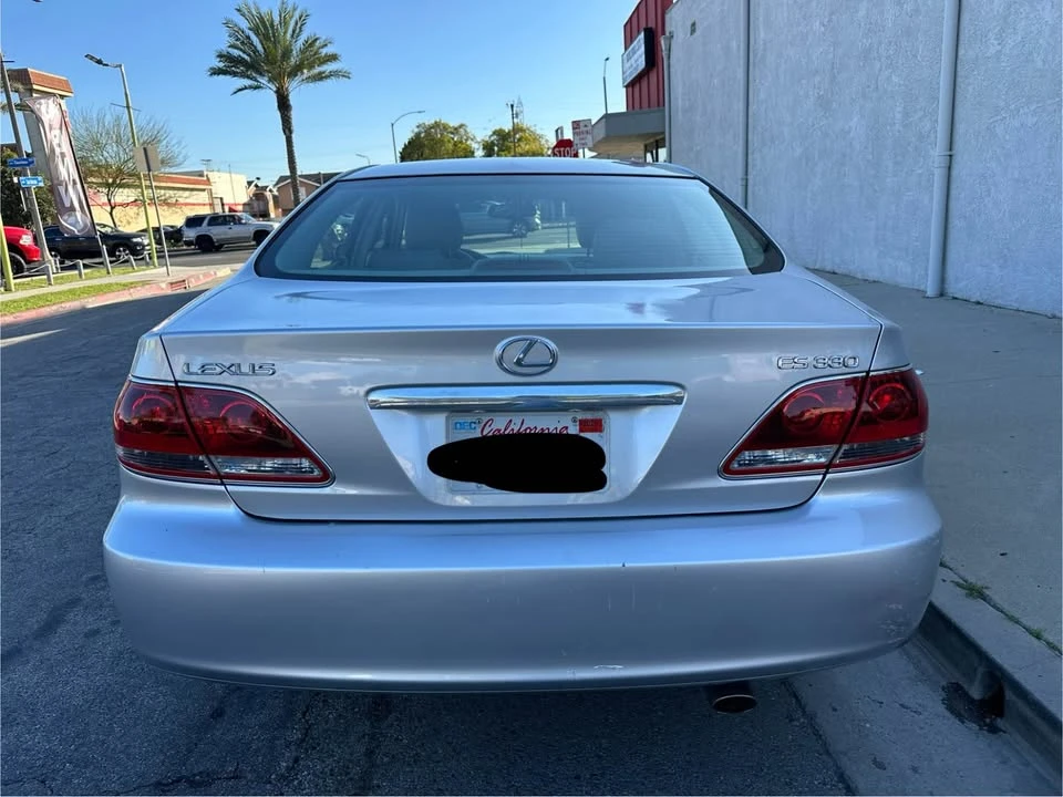 2005 Lexus ES 3rd Gen - Image 6 of 17