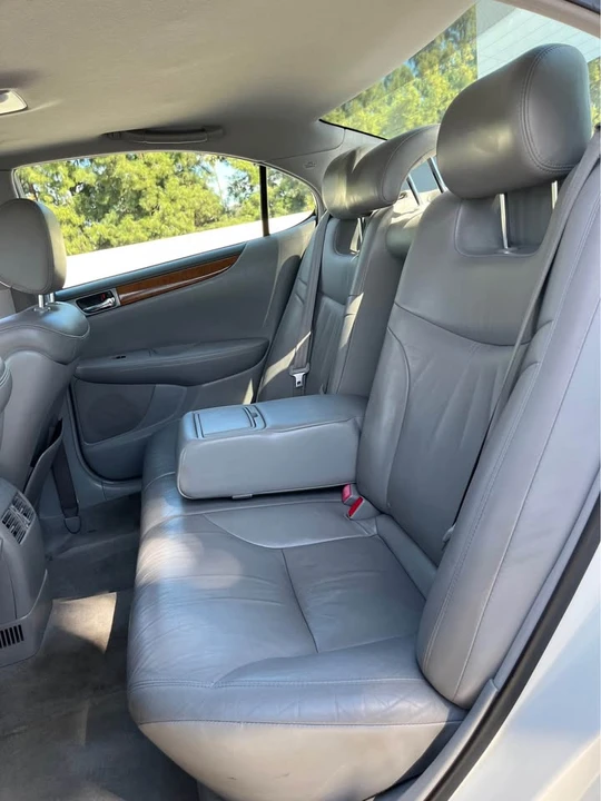 2005 Lexus ES 4th Gen - Image 11 of 18