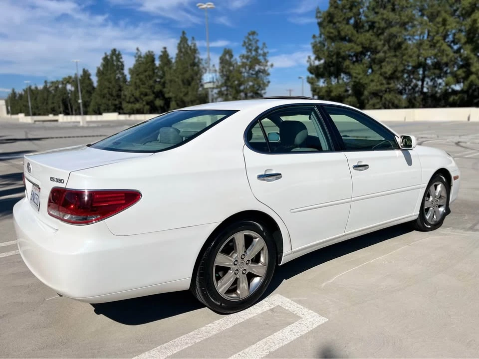 2005 Lexus ES 4th Gen - Image 3 of 18