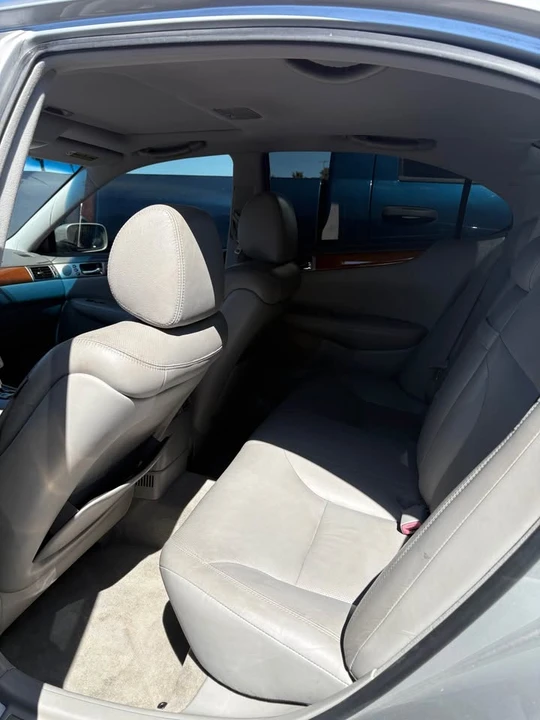 2005 Lexus ES 4th Gen - Image 6 of 6