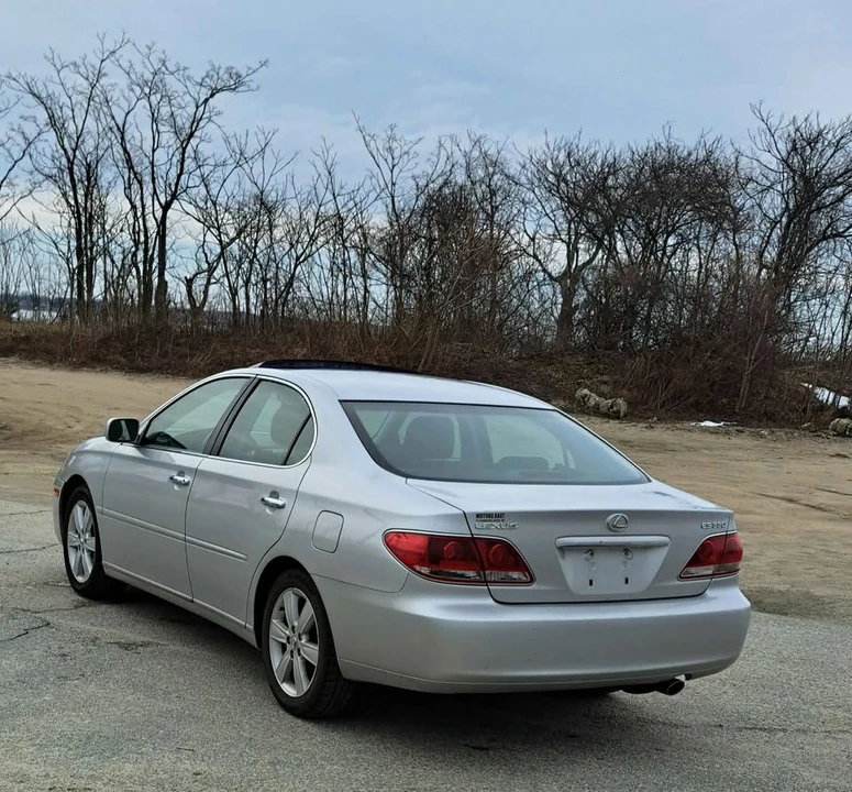 2005 Lexus ES 4th Gen - Image 19 of 19