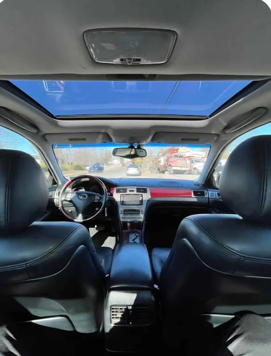 2005 Lexus ES 4th Gen - Image 13 of 19