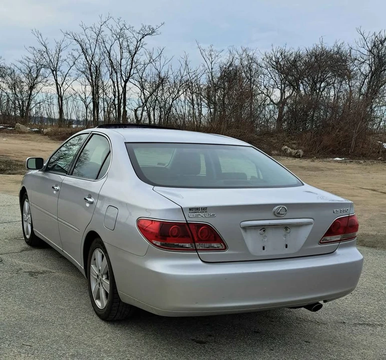 2005 Lexus ES 4th Gen - Image 11 of 19