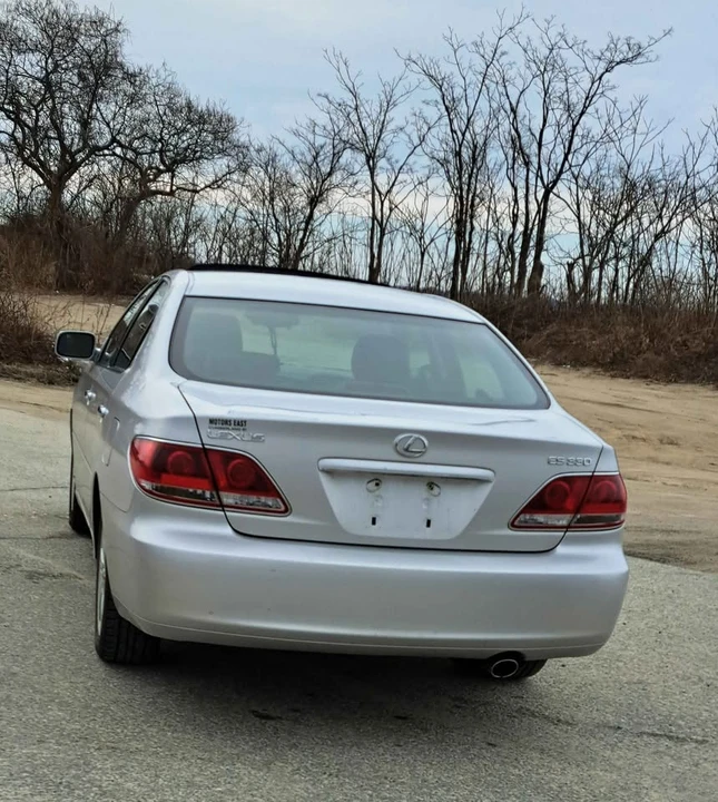 2005 Lexus ES 4th Gen - Image 4 of 19